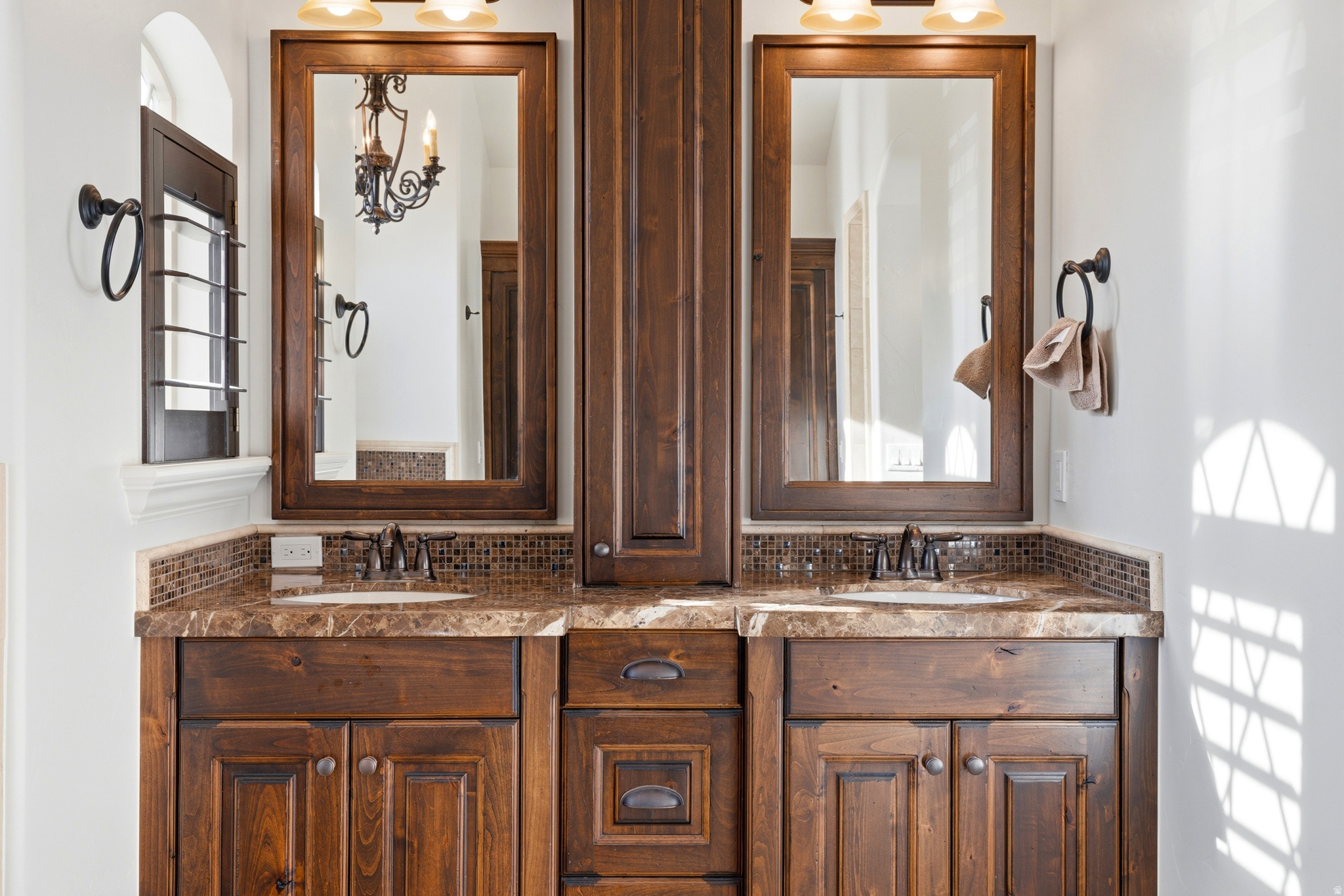 OAK HOLLOW ESTATES SUB - Residential