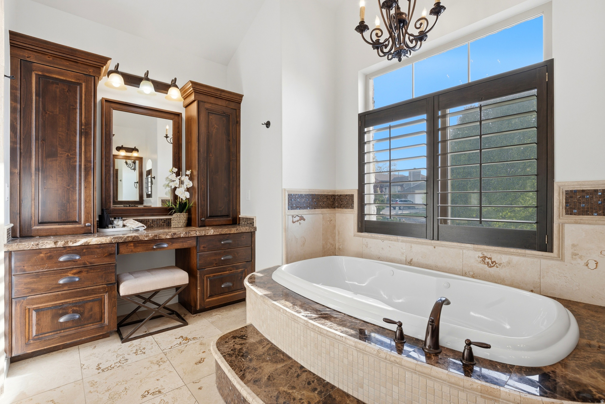 OAK HOLLOW ESTATES SUB - Residential