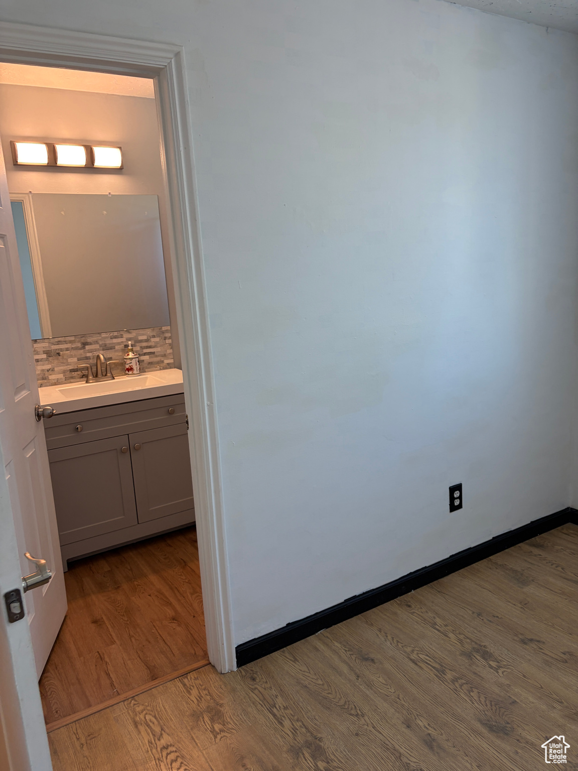 WALDEN GLEN - Residential