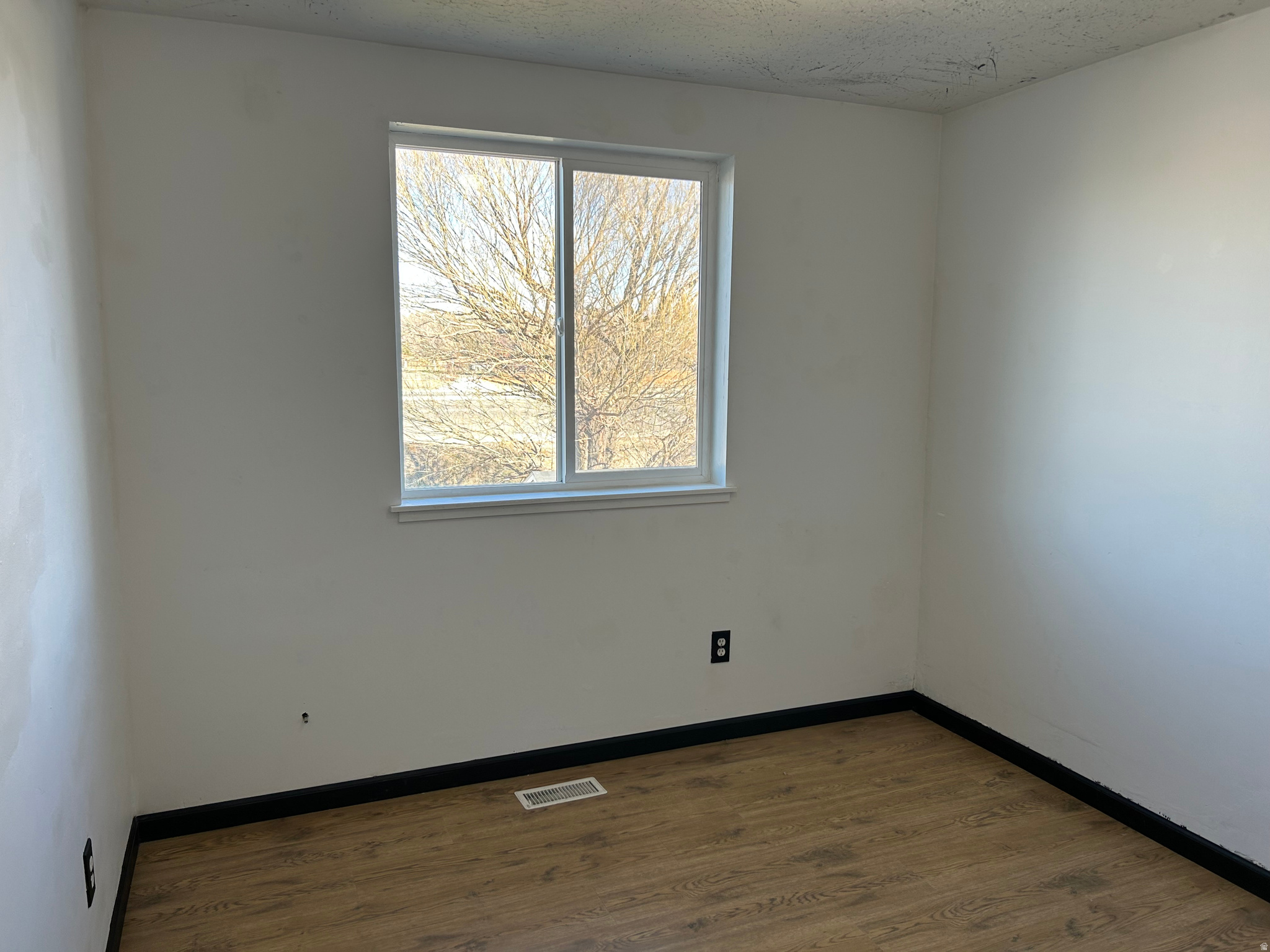 WALDEN GLEN - Residential