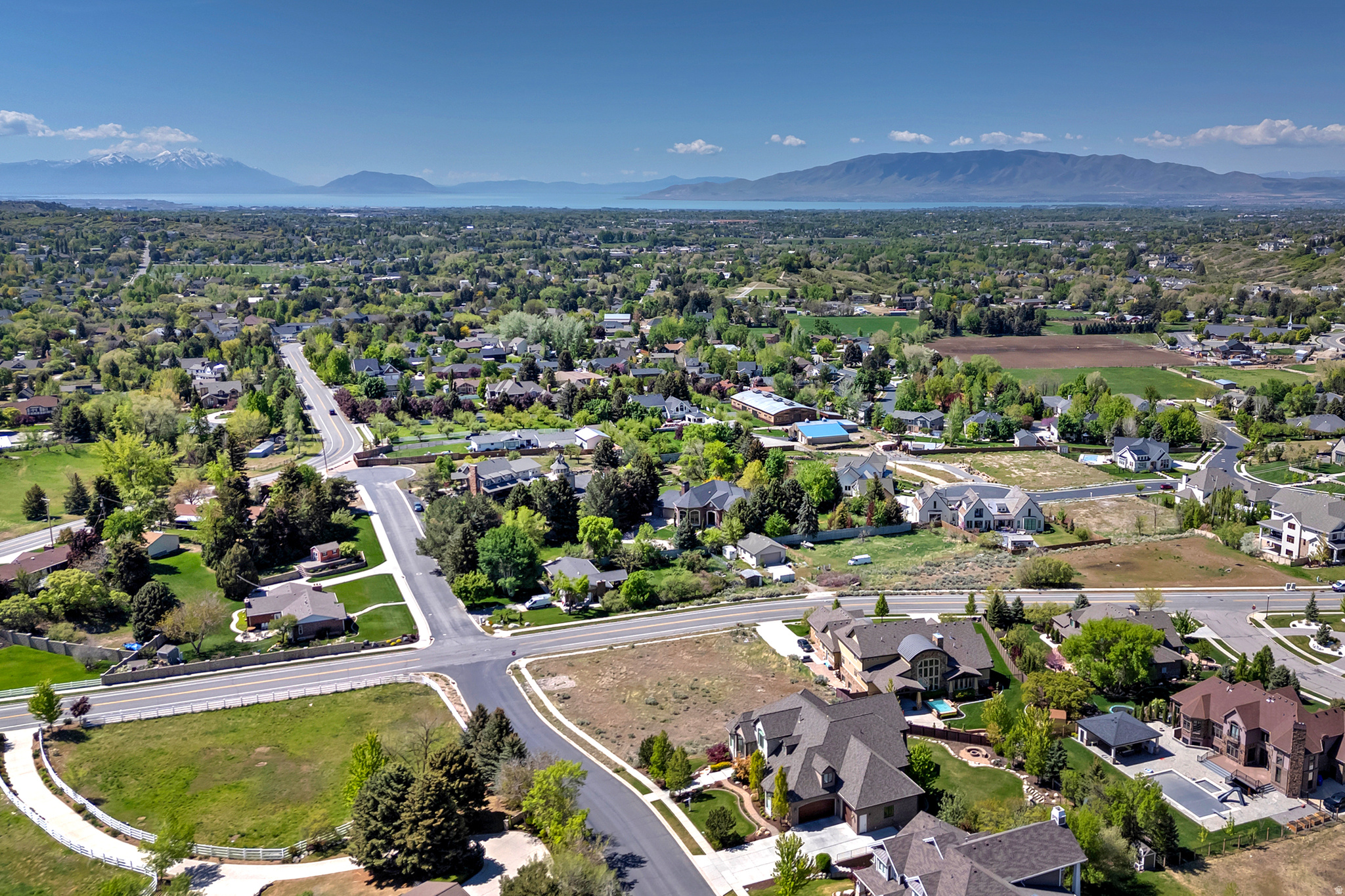 HERITAGE HILLS - Residential