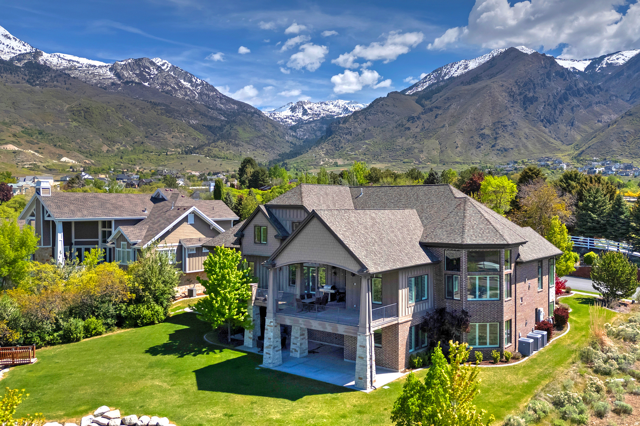 HERITAGE HILLS - Residential