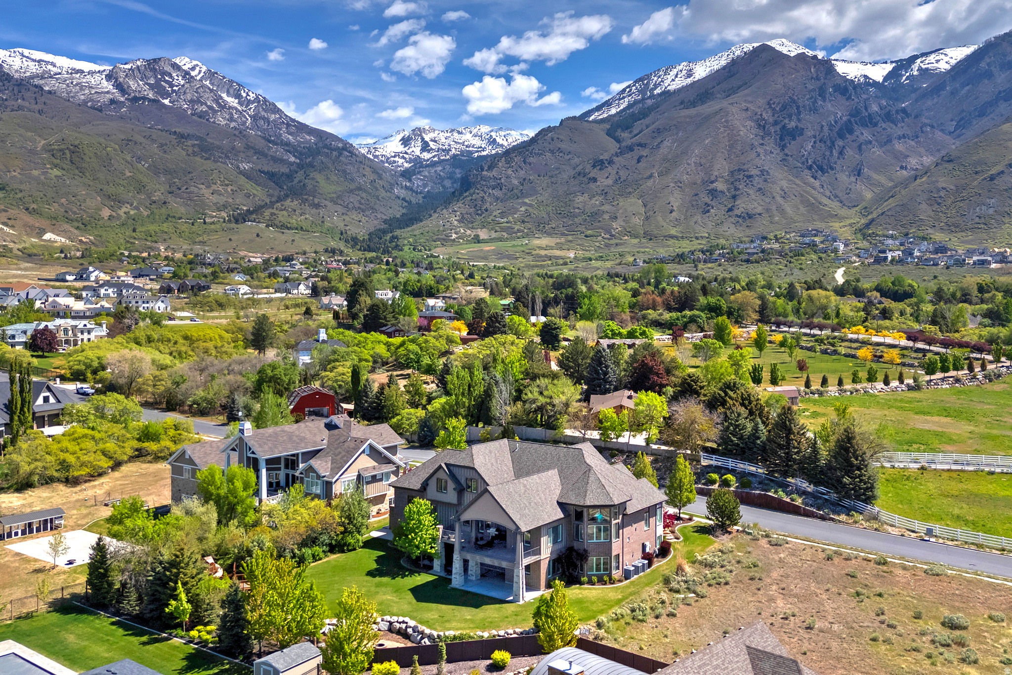 HERITAGE HILLS - Residential