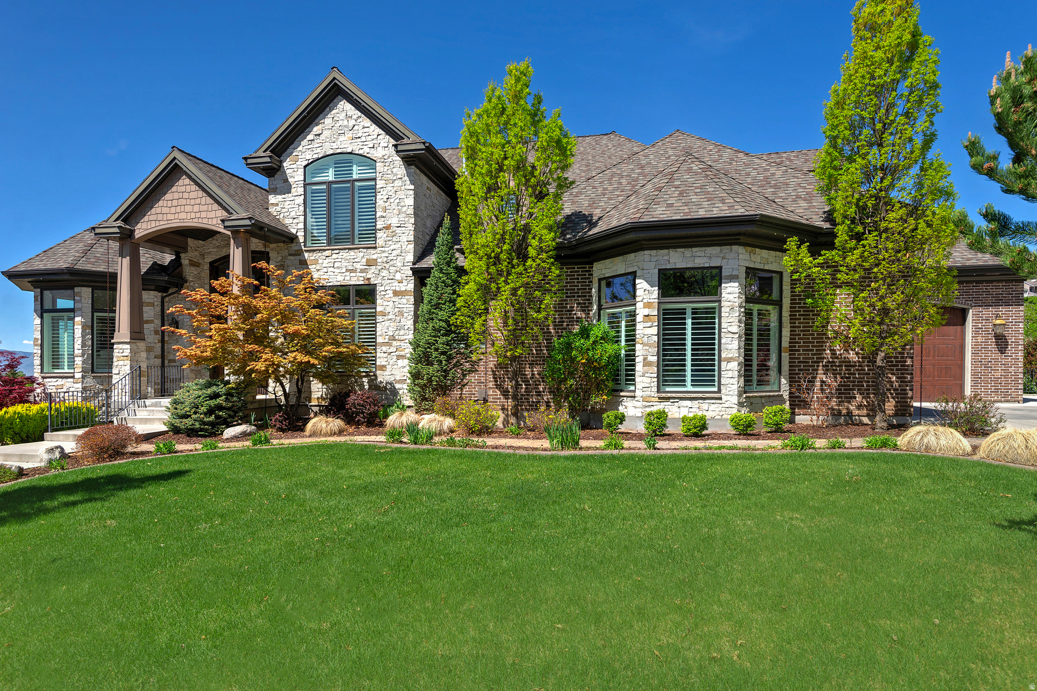 HERITAGE HILLS - Residential