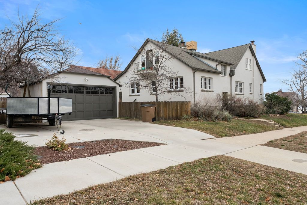 Photo of 701 S 1300 E, Salt Lake City, UT 84102 (MLS # 2133184)