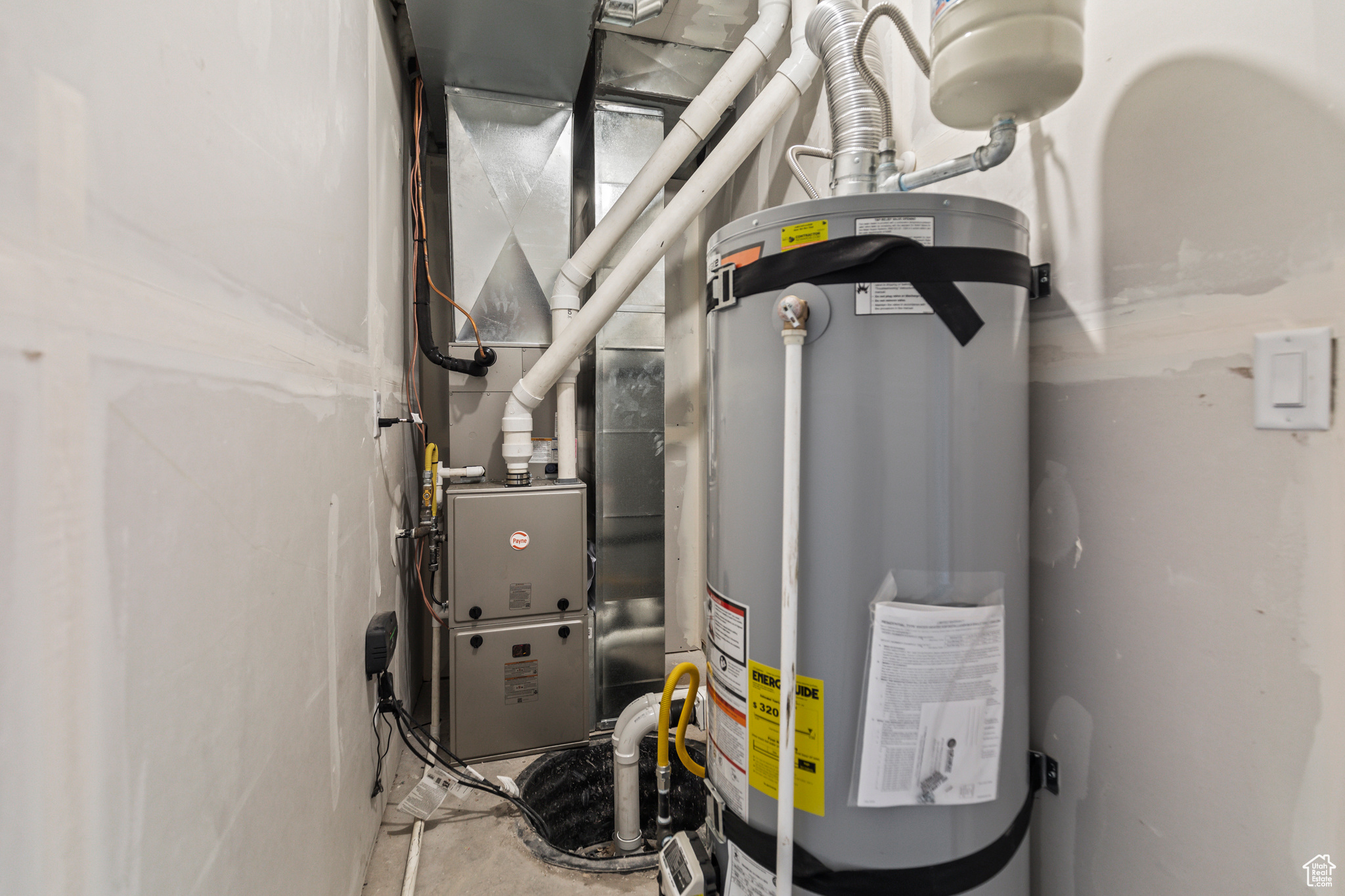 MONROE HOT SPRINGS ESTATES - Residential