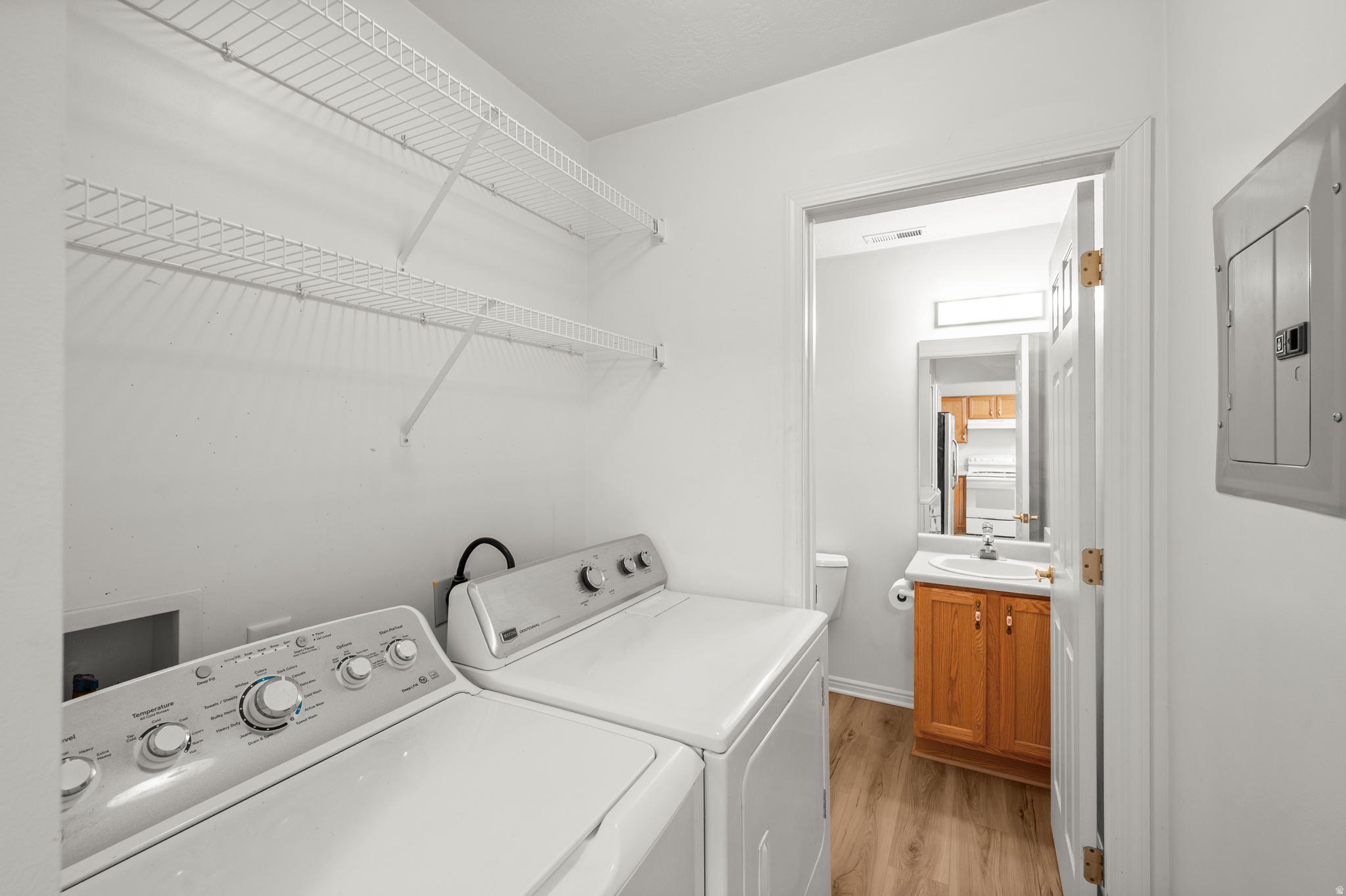 VALLEY VU VILLAS CONDOMINIUM - Residential