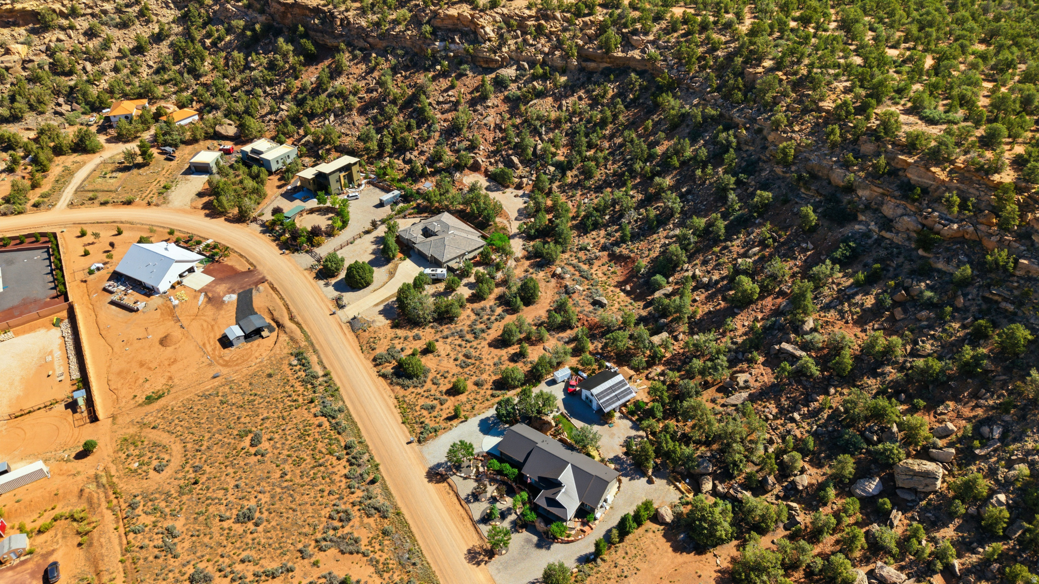 APPLE VALLEY RANCH GOOSEBERRY - Land