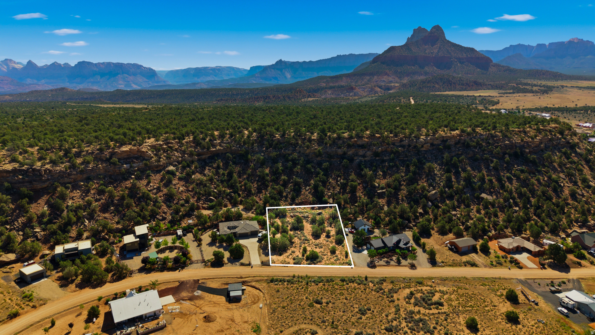 APPLE VALLEY RANCH GOOSEBERRY - Land