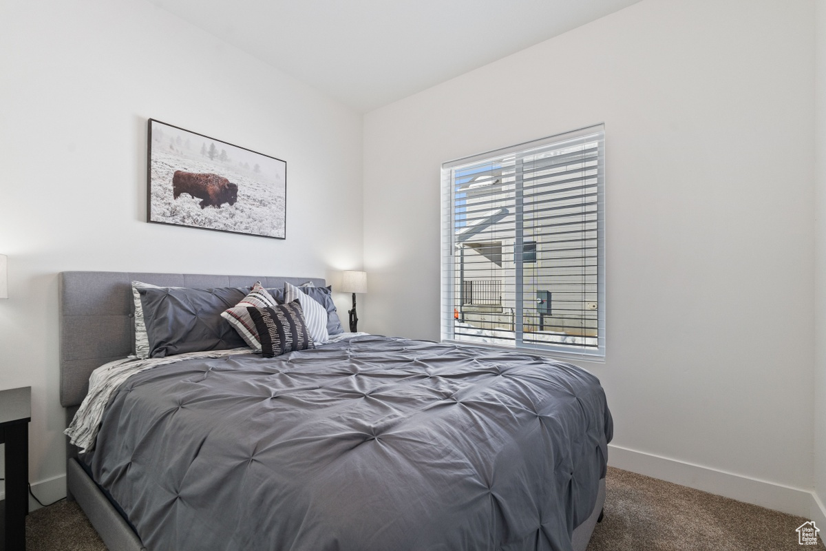 LIGHTHOUSE POINTE - Residential