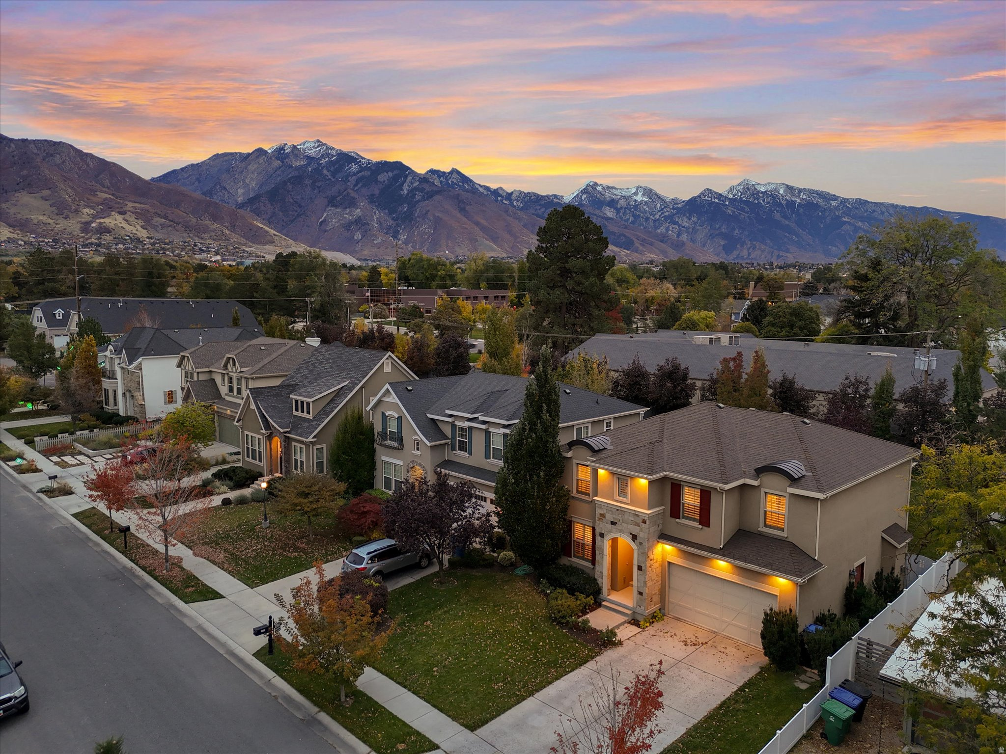 HOLLADAY GLEN - Residential