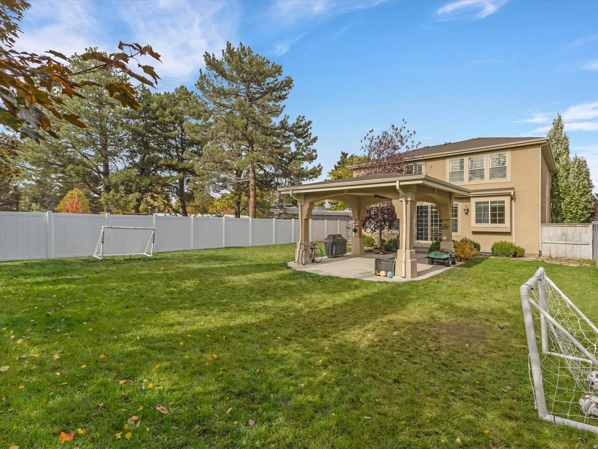 HOLLADAY GLEN - Residential