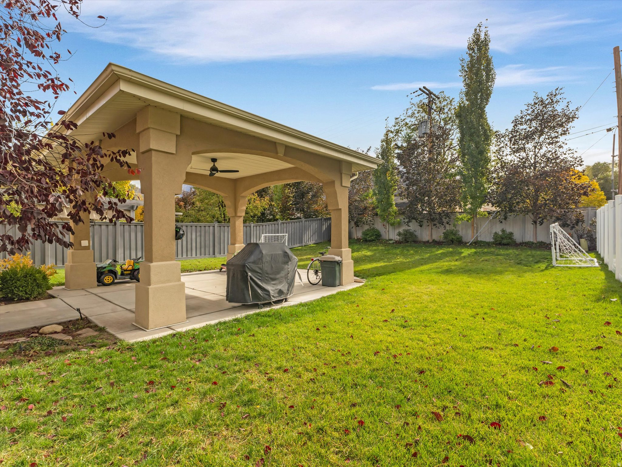 HOLLADAY GLEN - Residential