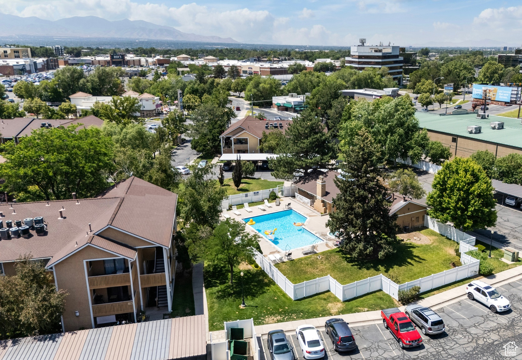 SHADOW RIDGE - Residential