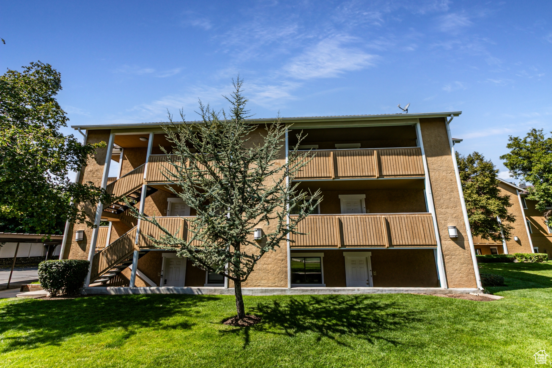 SHADOW RIDGE - Residential