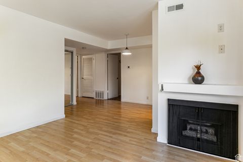 Tiny photo for 1263 E RIDGE MEADOW LN #6R, Cottonwood Heights, UT 84047 (MLS # 2112026)