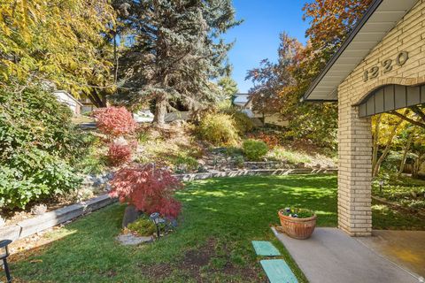 Tiny photo for 1220 E 225 N, Springville, UT 84663 (MLS # 2121278)