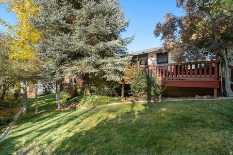 Tiny photo for 1220 E 225 N, Springville, UT 84663 (MLS # 2121278)
