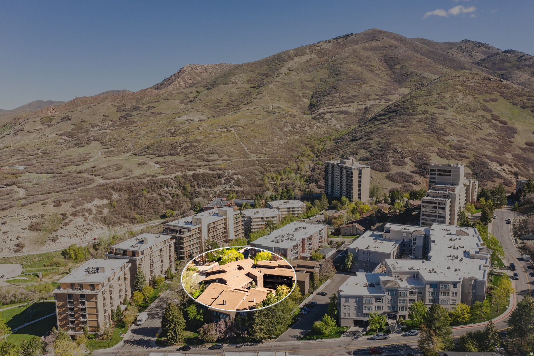 OAKWOOD GARDENS - Residential