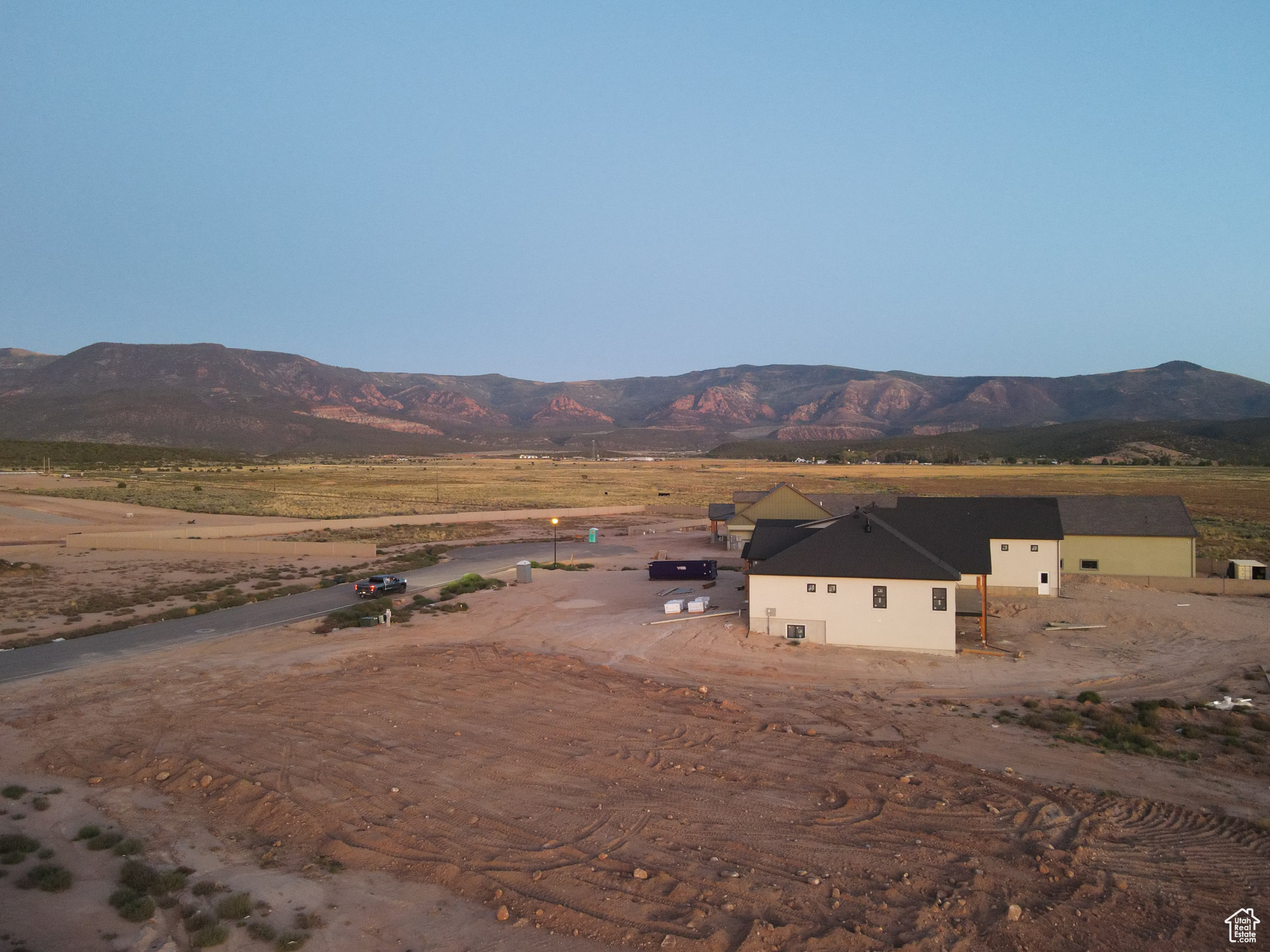 4 B RANCH - Land