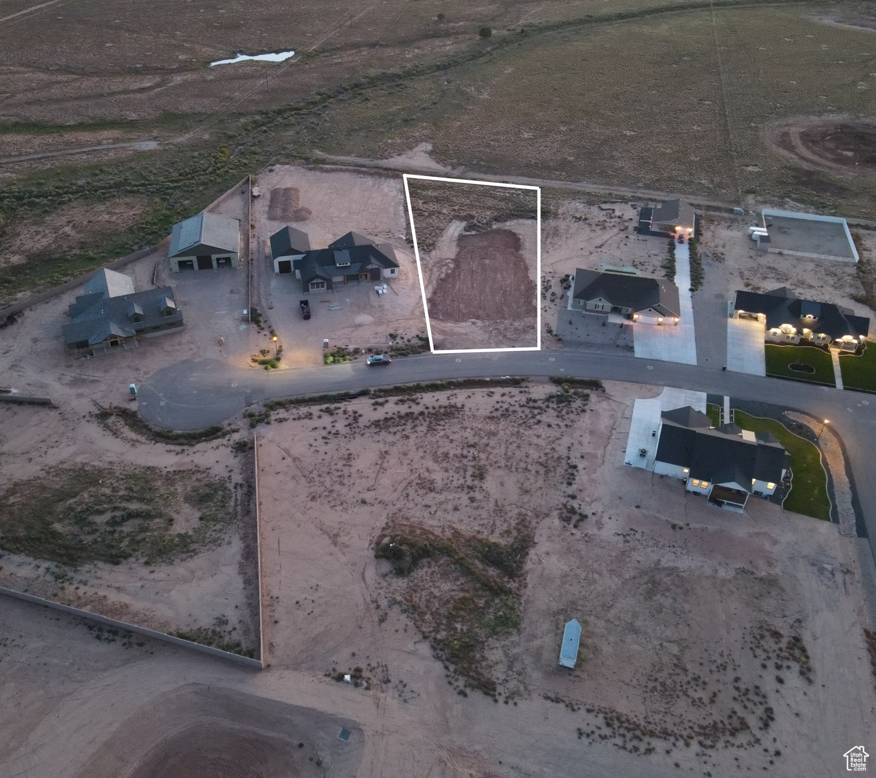 4 B RANCH - Land