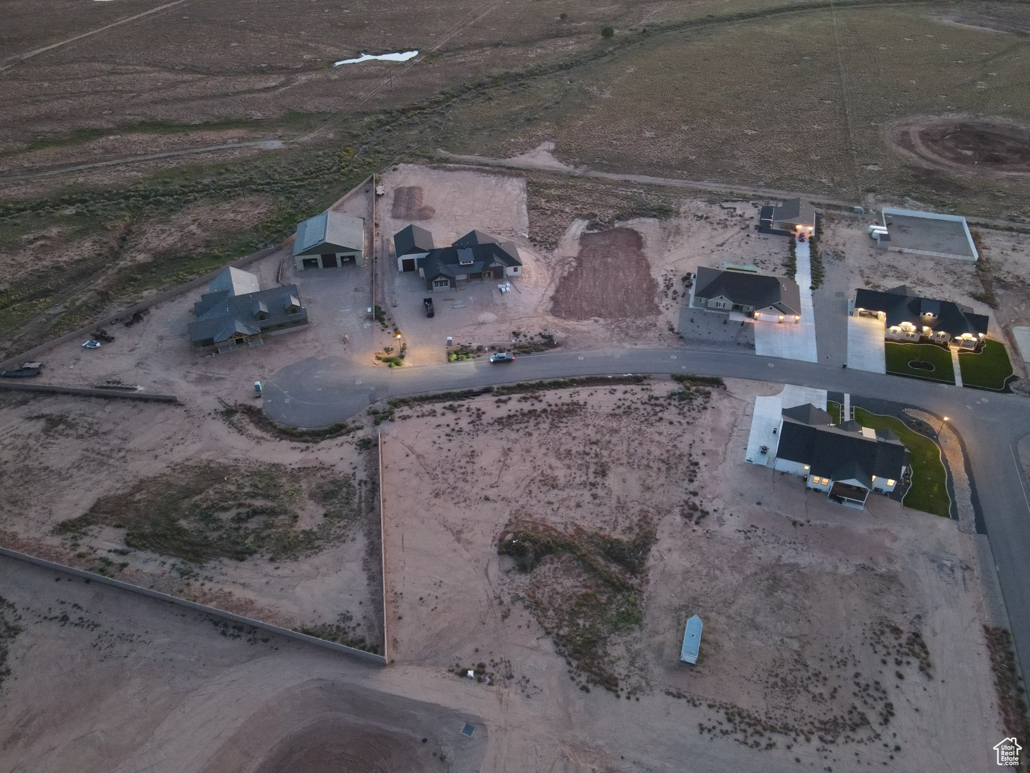 4 B RANCH - Land