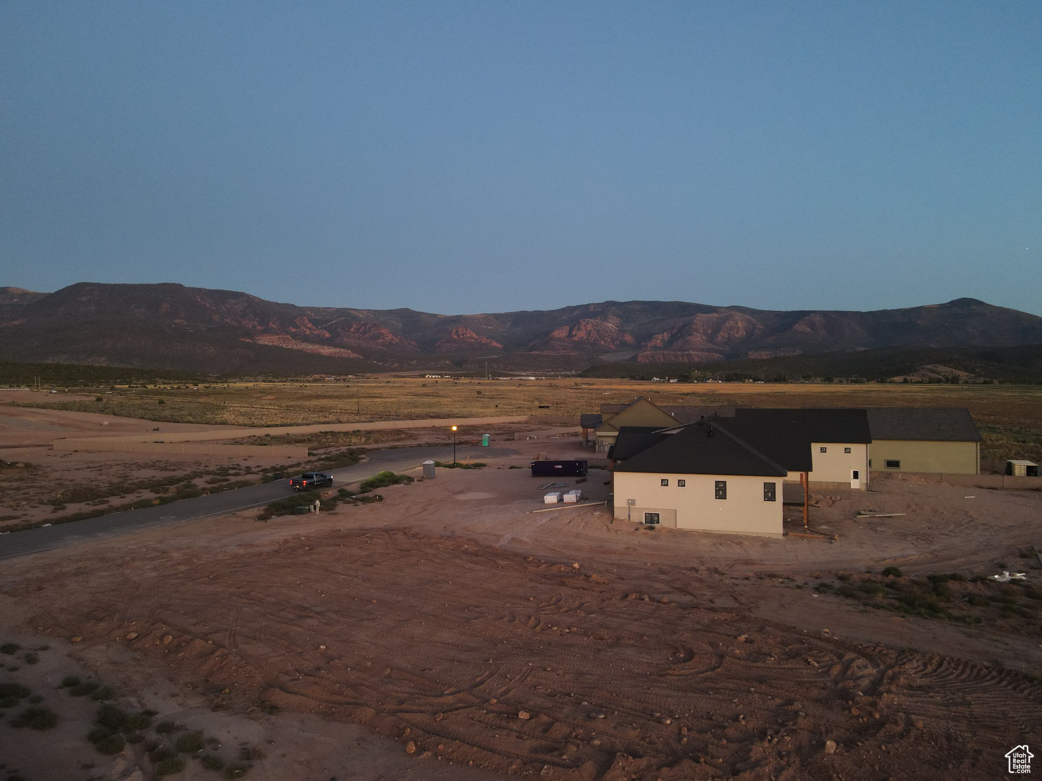 4 B RANCH - Land