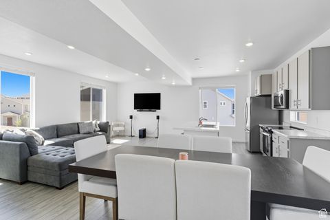Tiny photo for 62 E STROLL AVE S, Saratoga Springs, UT 84045 (MLS # 2112699)