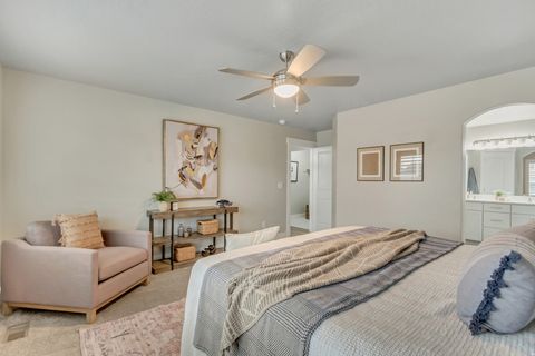Tiny photo for 2476 N CIRCLE C WAY, Lehi, UT 84043 (MLS # 2133862)