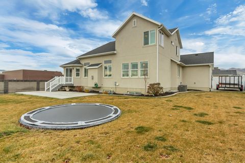 Tiny photo for 2476 N CIRCLE C WAY, Lehi, UT 84043 (MLS # 2133862)
