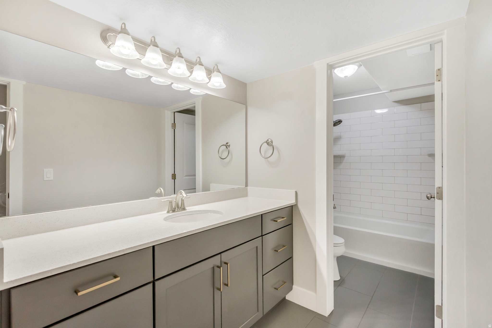 HOLBROOK FARMS - Residential