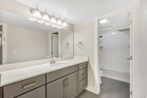 Tiny photo for 2476 N CIRCLE C WAY, Lehi, UT 84043 (MLS # 2133862)