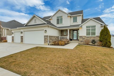 Photo of 2476 N CIRCLE C WAY, Lehi, UT 84043 (MLS # 2133862)