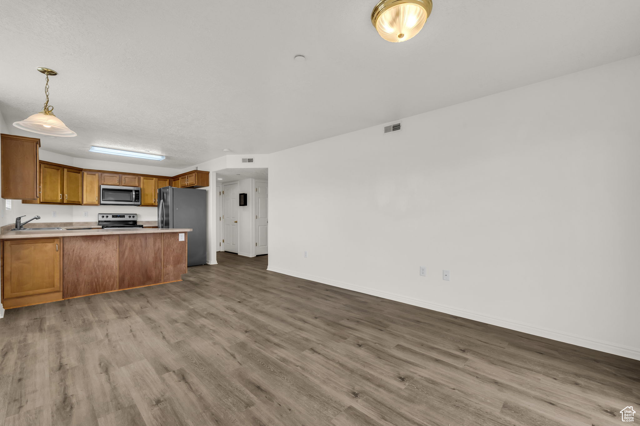 HARVEST HILL - Residential