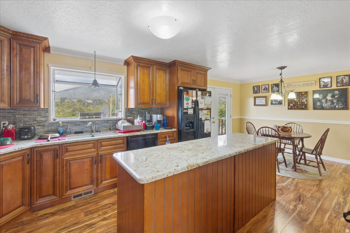 PARKDALE - Residential