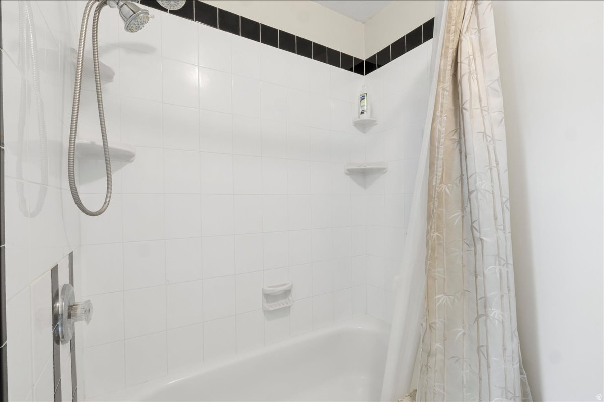 PARKDALE - Residential