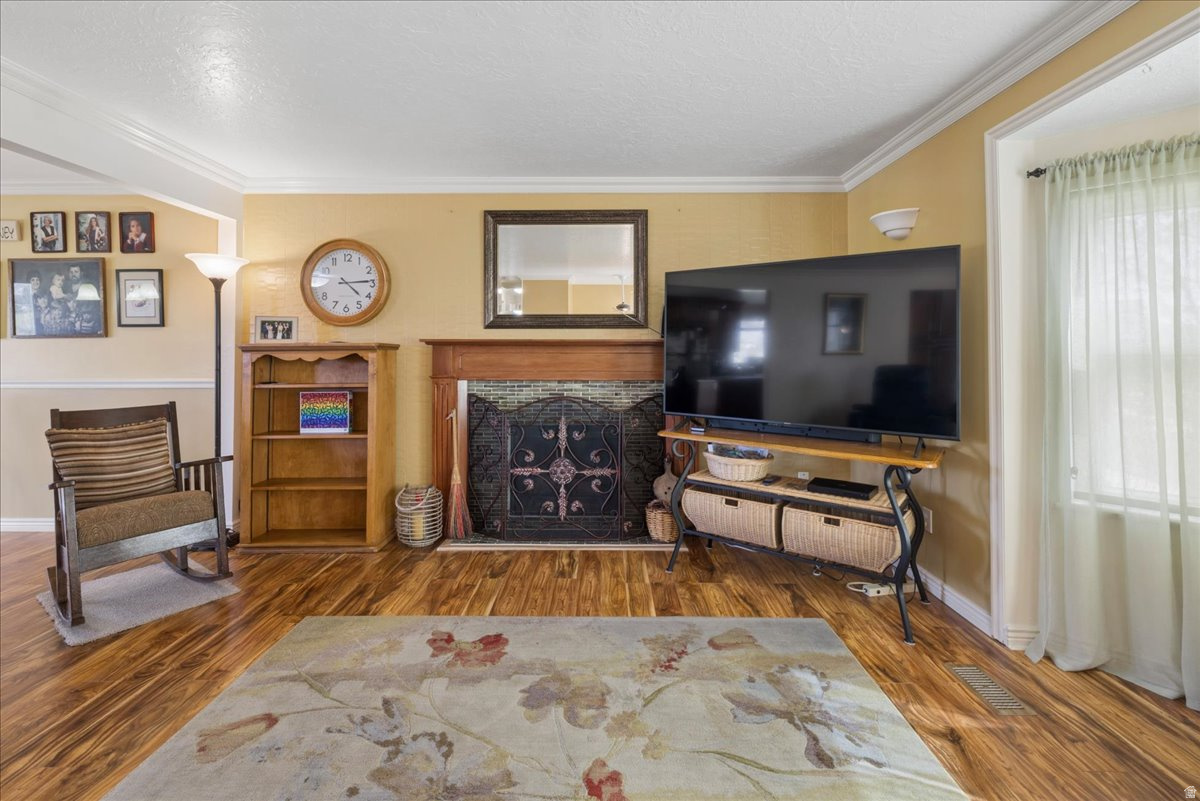 PARKDALE - Residential