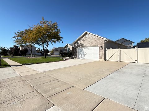 Tiny photo for 2032 S HIGHLAND SPRINGS RD, South Ogden, UT 84403 (MLS # 2118401)