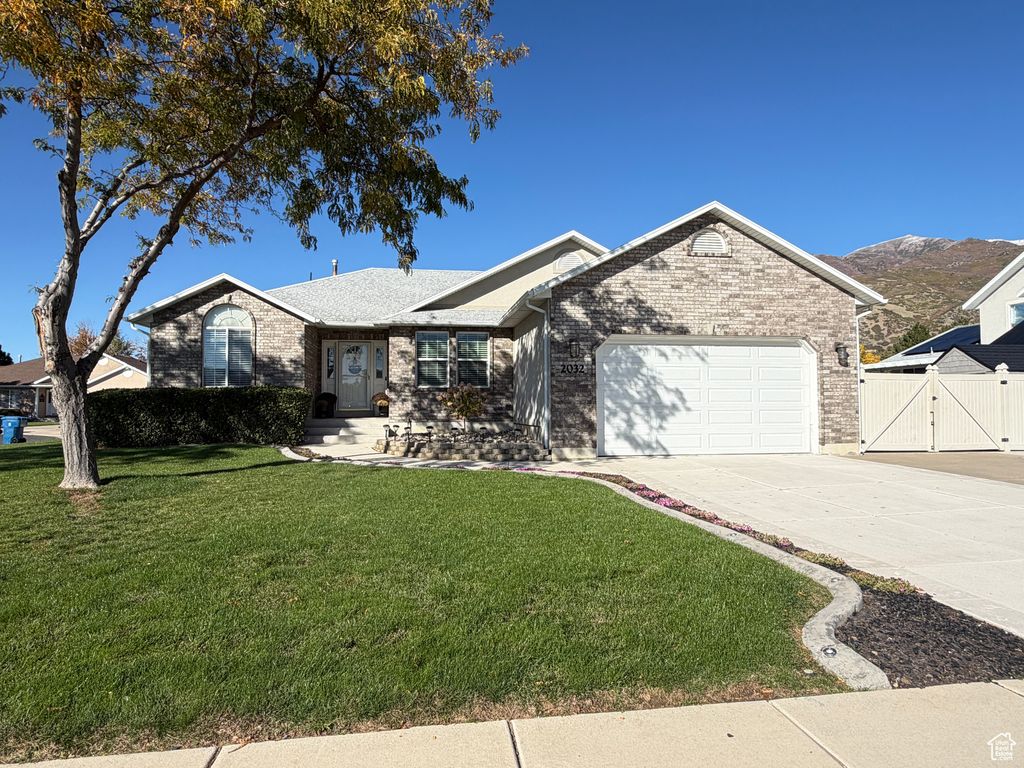 Photo of 2032 S HIGHLAND SPRINGS RD, South Ogden, UT 84403 (MLS # 2118401)