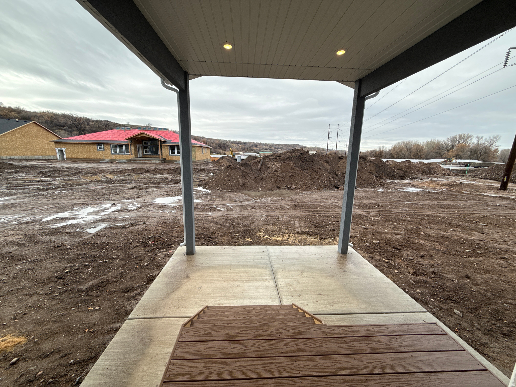 RIVERWOOD - Residential