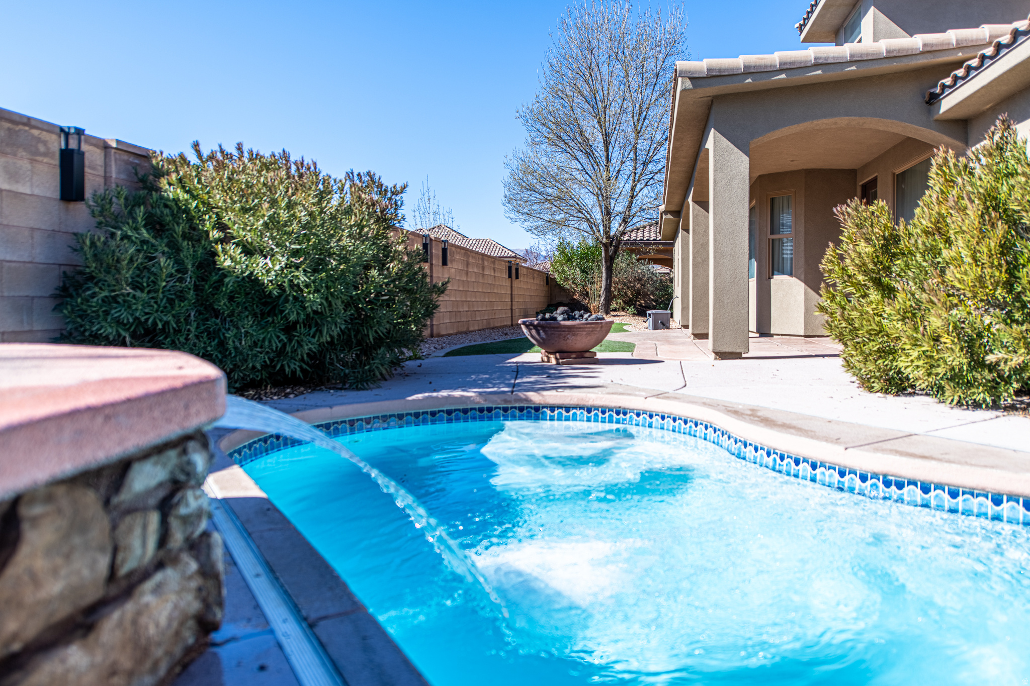 TWIN CREEKS AT STONEBRIDGE PH 1 - Residential