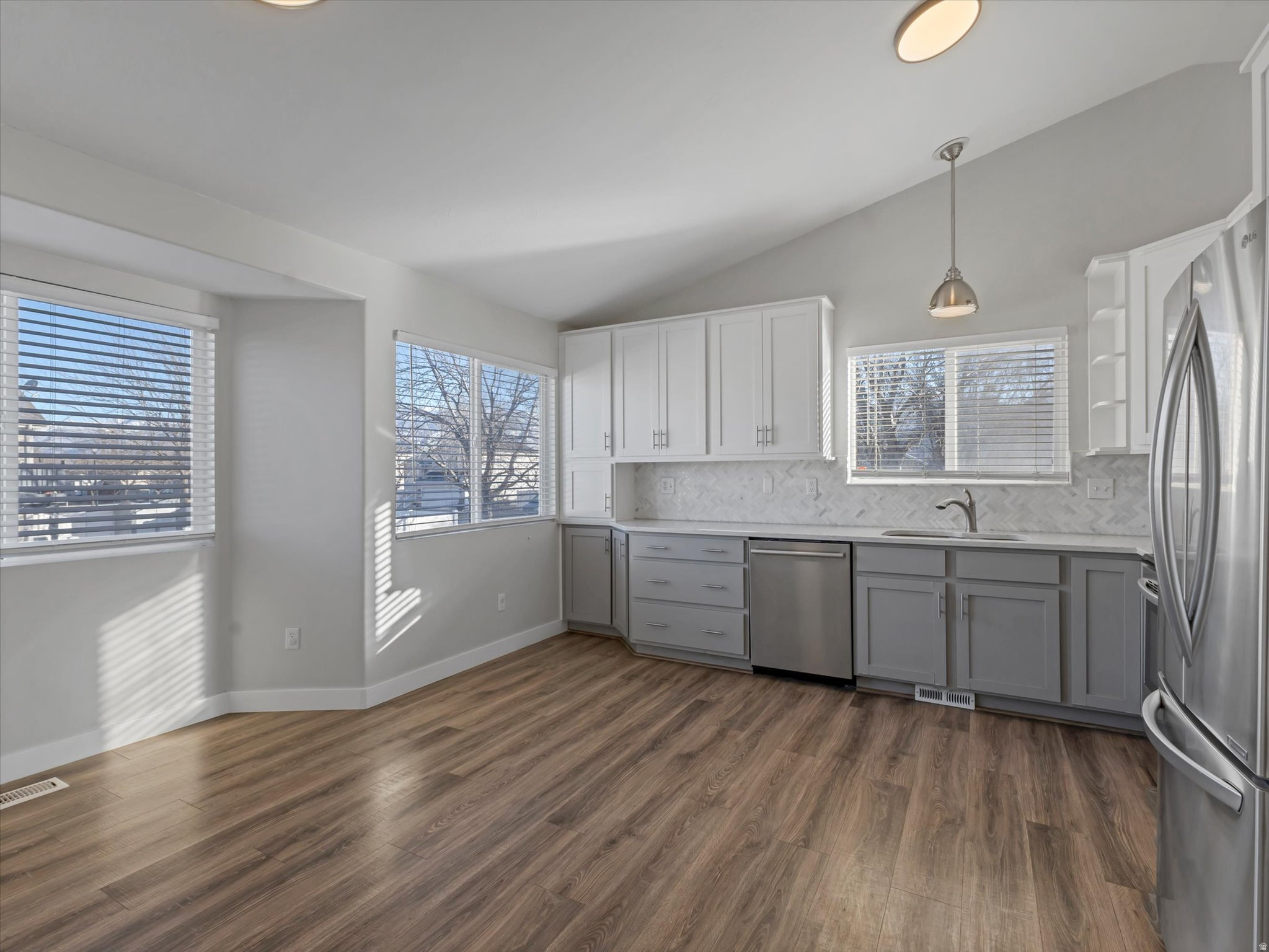 FIELD CREST SUBDIVIS - Residential