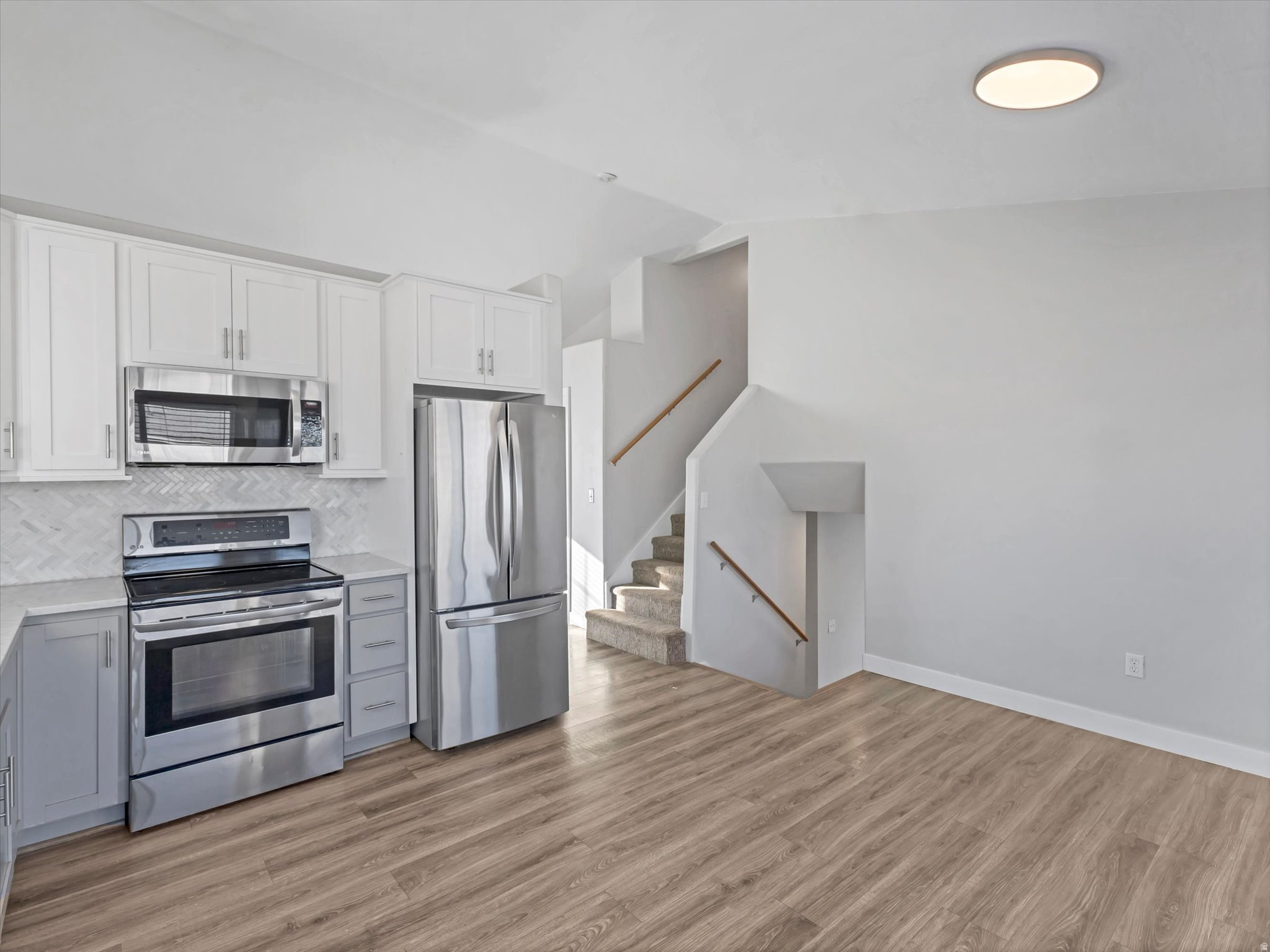 FIELD CREST SUBDIVIS - Residential