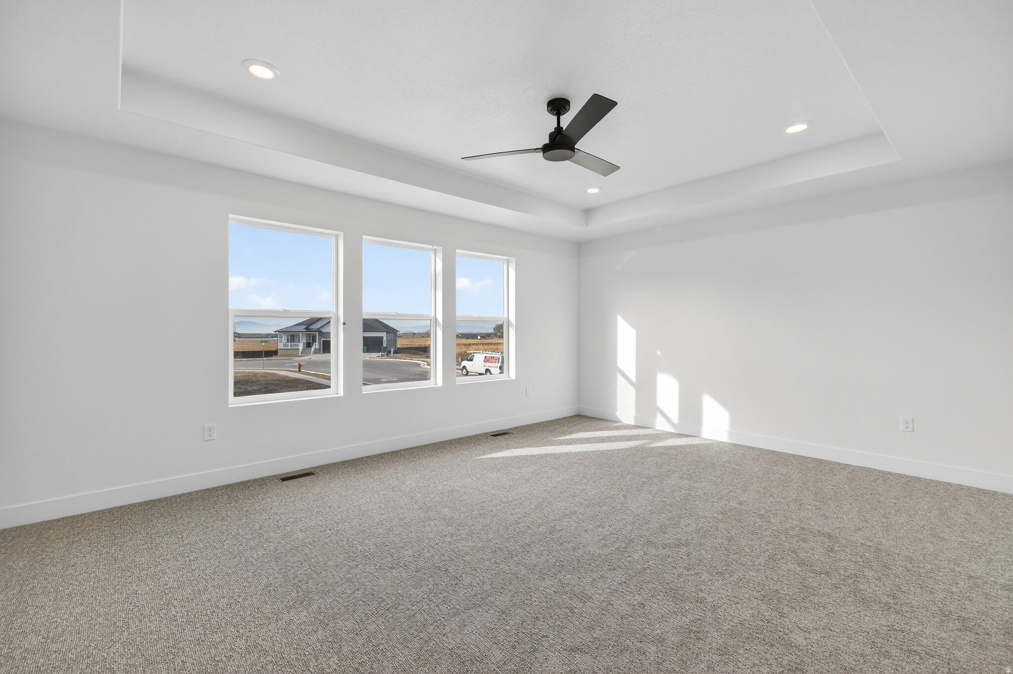 WEST RIDGE ESTATES - Residential