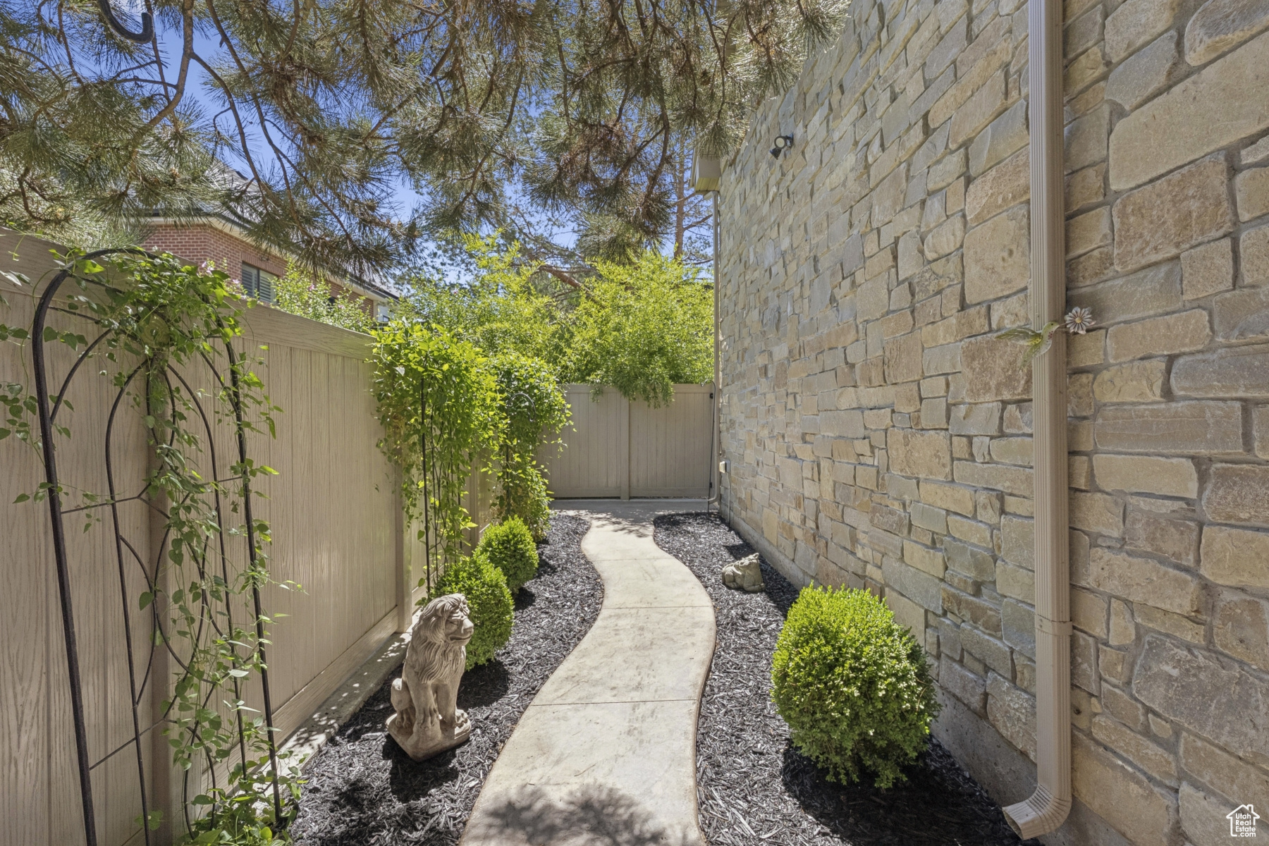 STRINGHAM - Residential