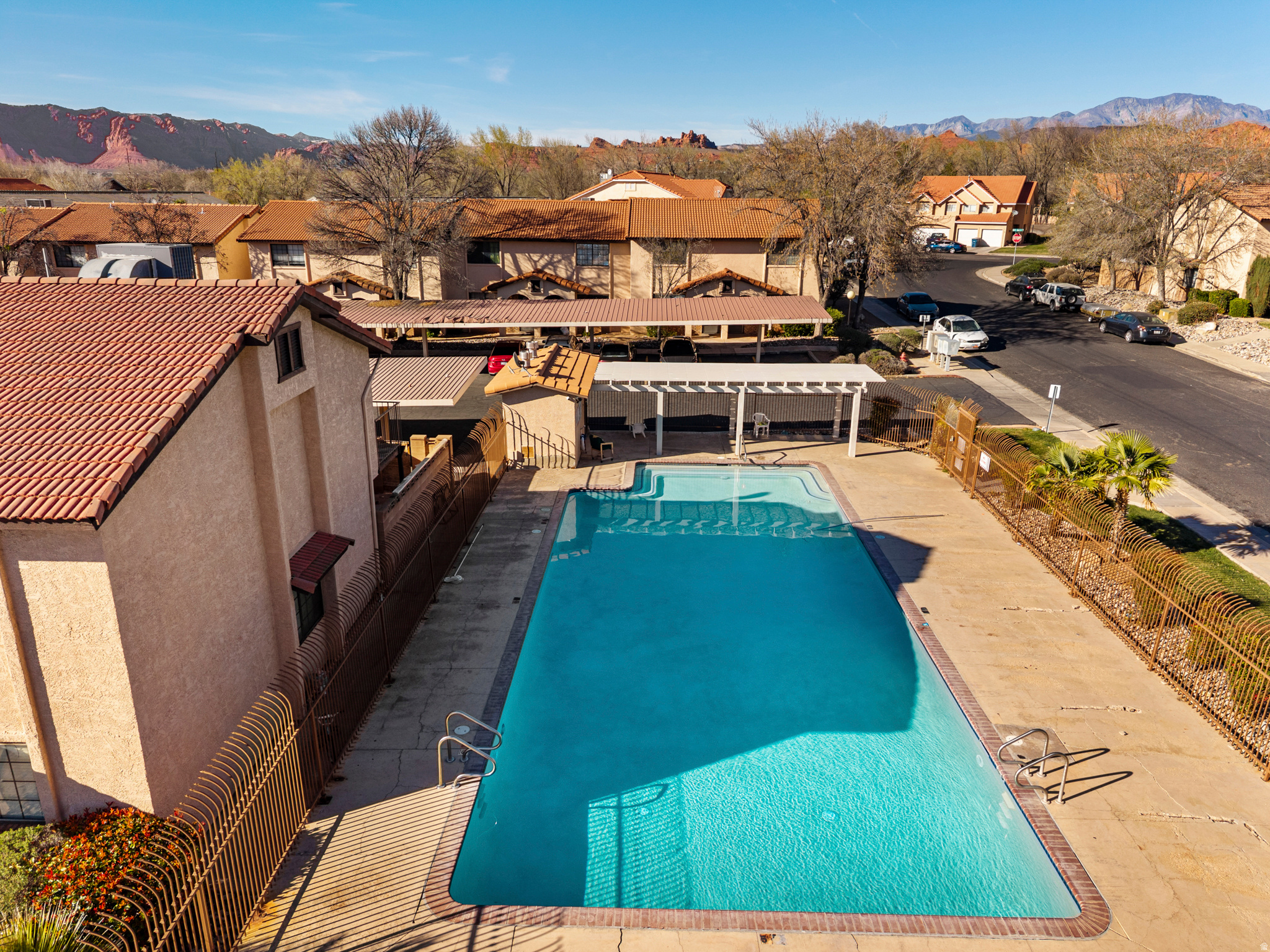 COLOR VIEW - Residential