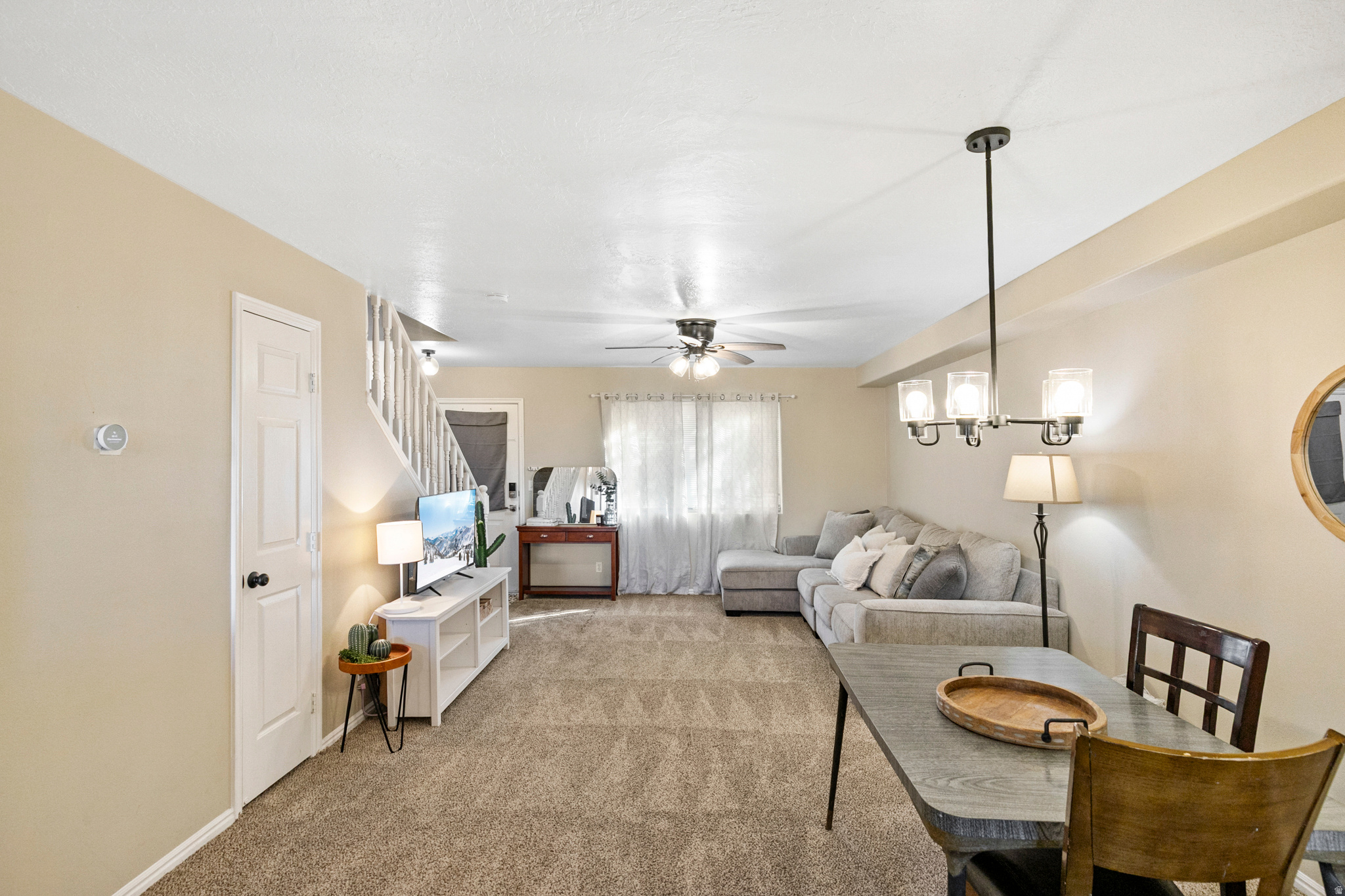 COLOR VIEW - Residential