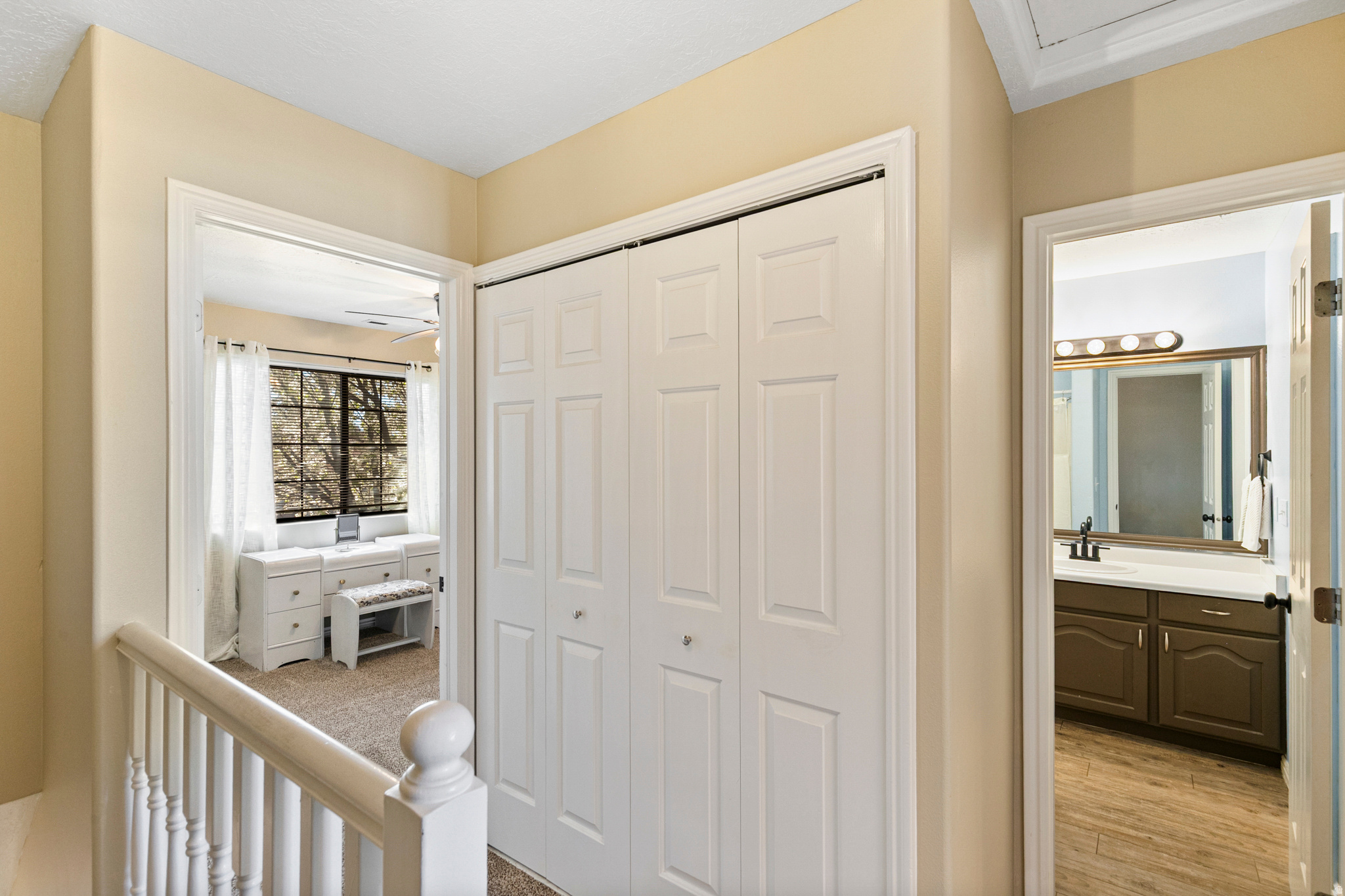 COLOR VIEW - Residential