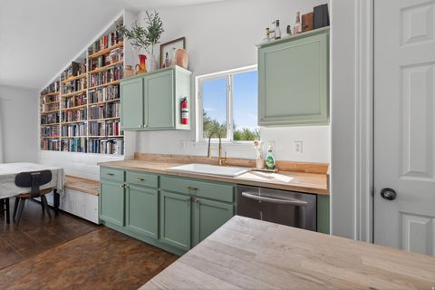 Tiny photo for 4054 S MOUNTAIN MOON DR, Saratoga Springs, UT 84045 (MLS # 2150664)