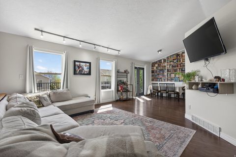 Tiny photo for 4054 S MOUNTAIN MOON DR, Saratoga Springs, UT 84045 (MLS # 2150664)